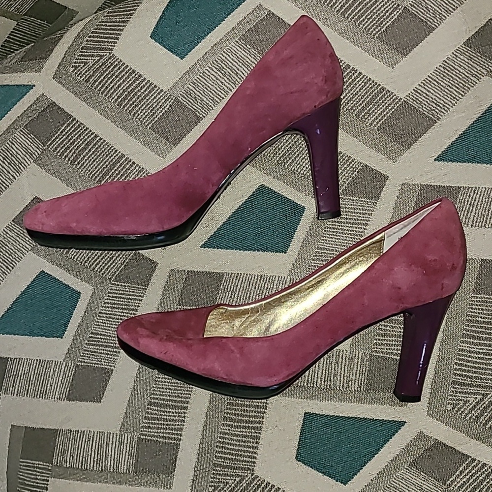 Anne Klein heels colorblock size 7.5‎